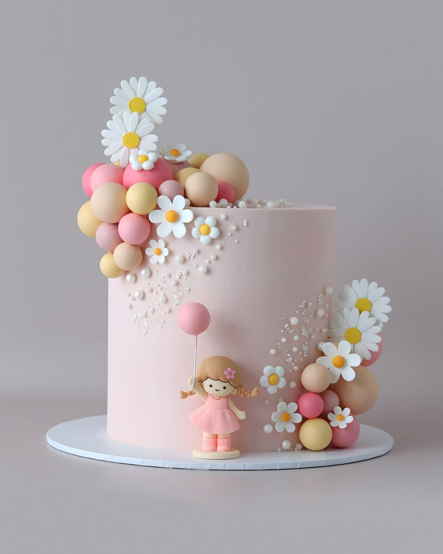 Daisy Daisy Girl Celebration Cake - Bel Bear Bakes