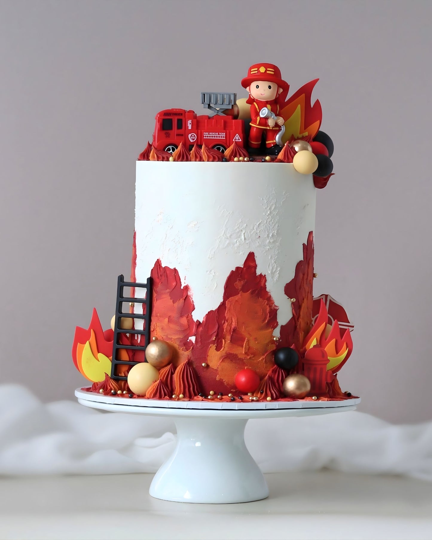Firefighter Fireman Cake - Bel Bear Bakes