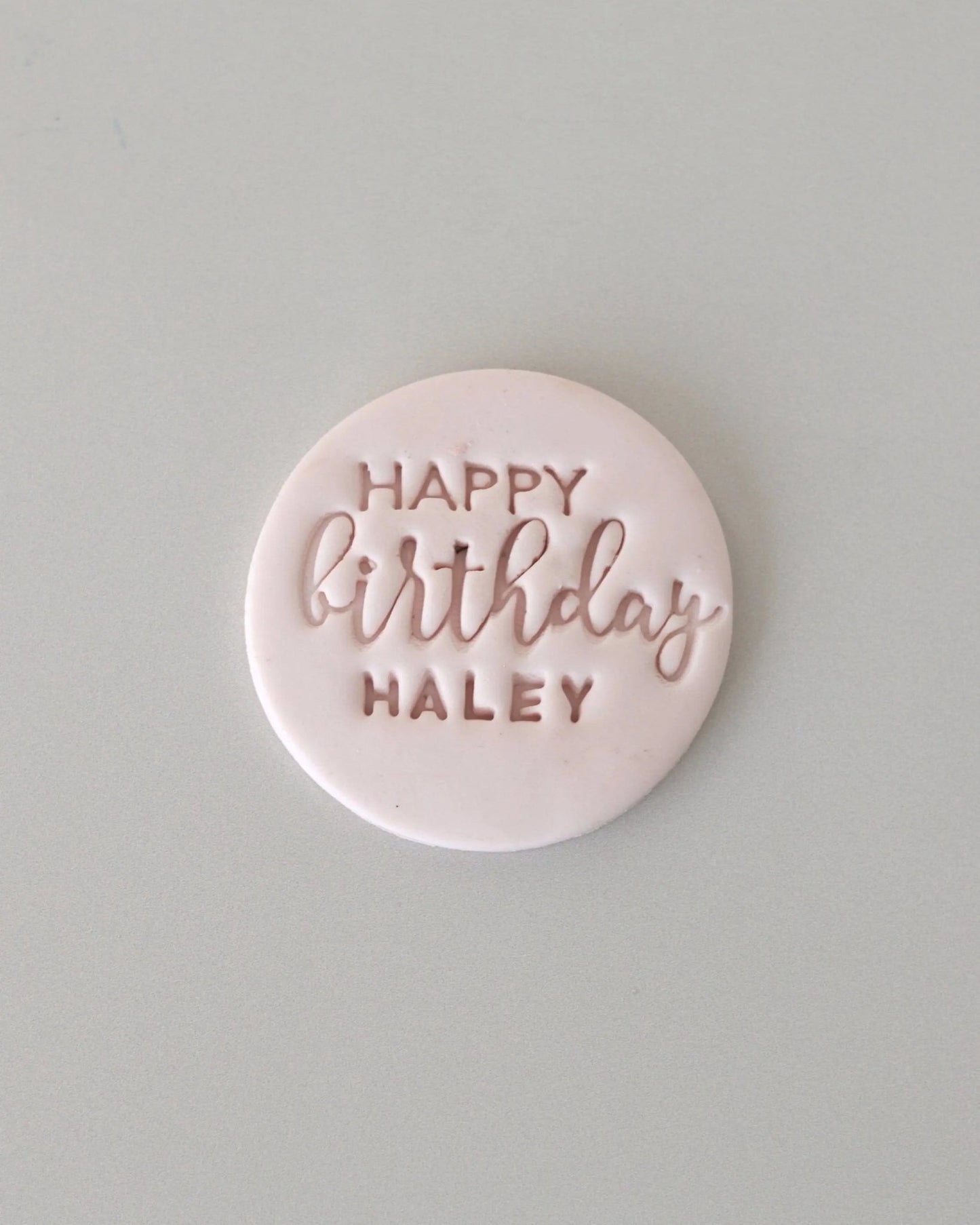 Custom Name Happy Birthday Plaque (more colours) - Bel Bear Bakes