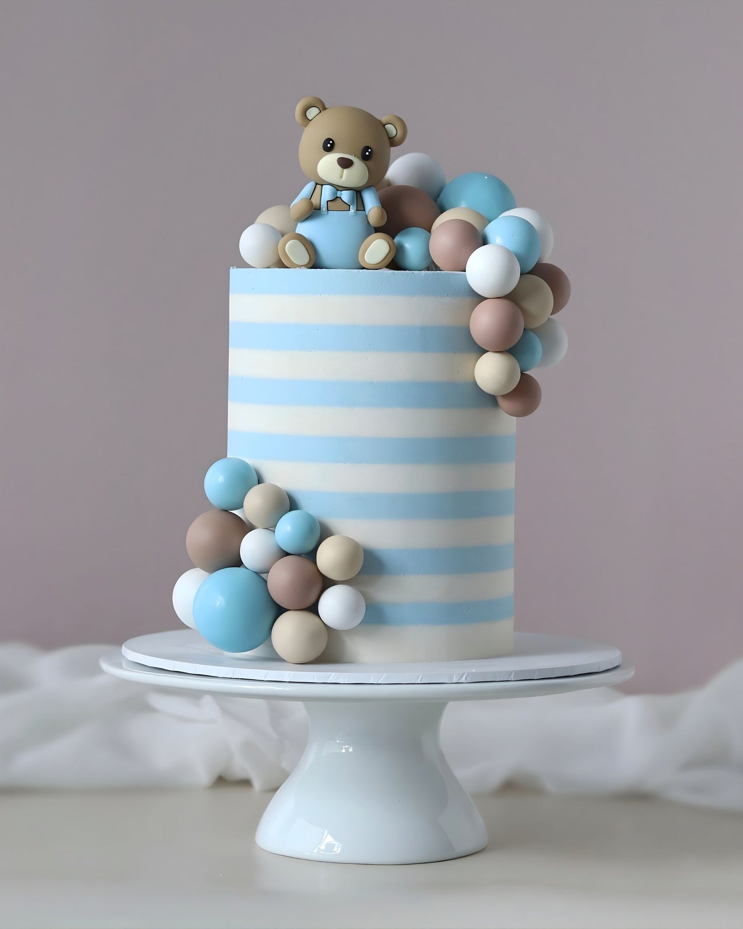 Teddy Bear Stripe Theme Cake - Bel Bear Bakes
