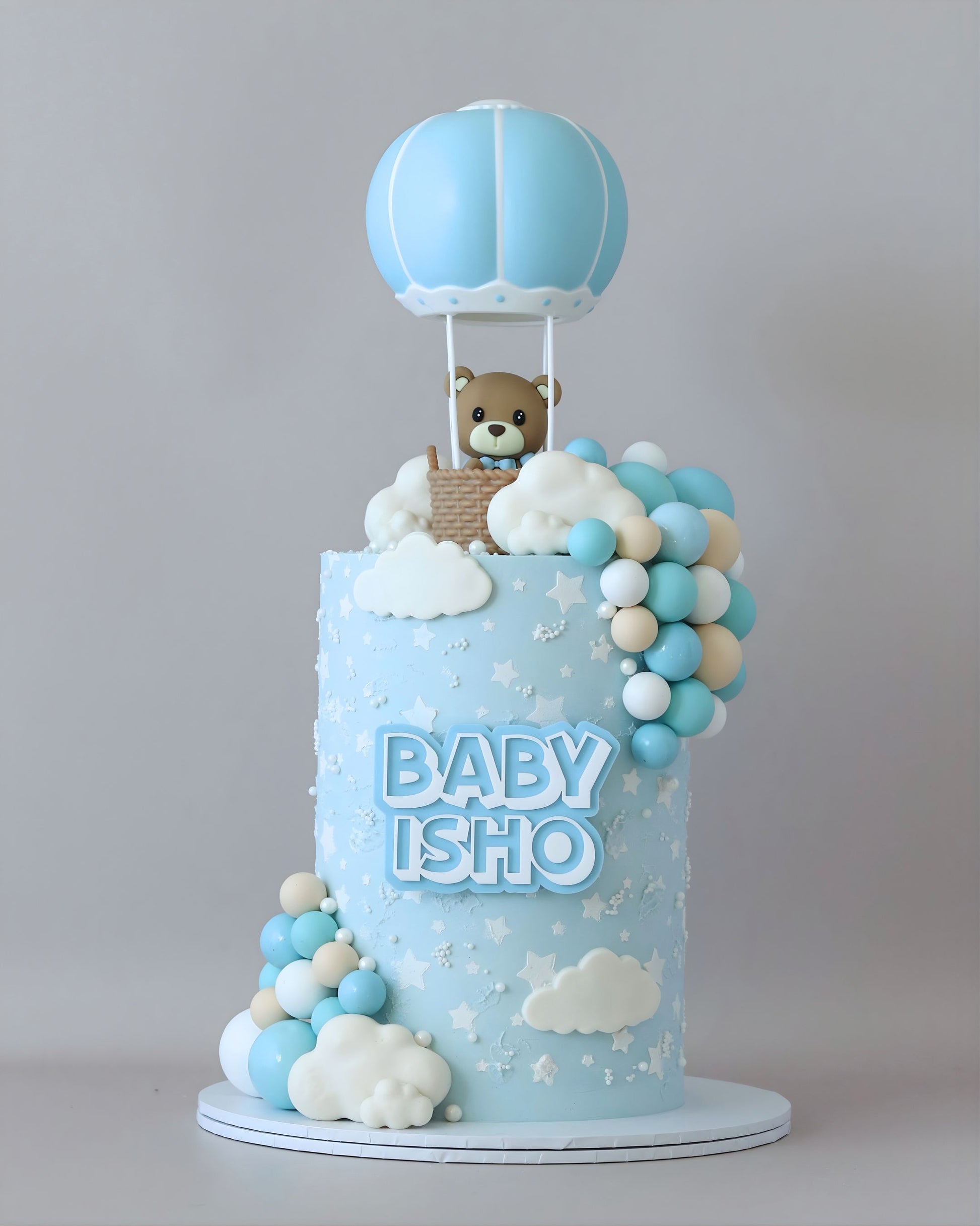 Blue & White Balloon Bear Cake - Bel Bear Bakes