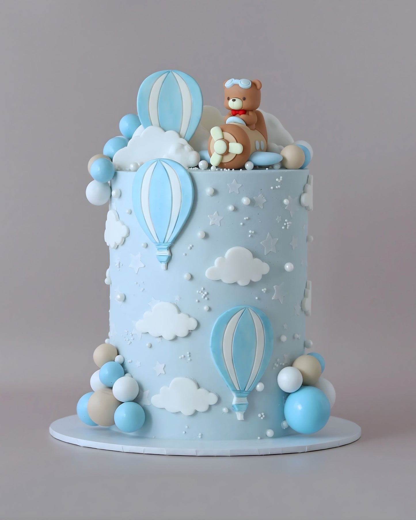 Pilot Balloon Bear Theme Celebration Cake - Bel Bear Bakes