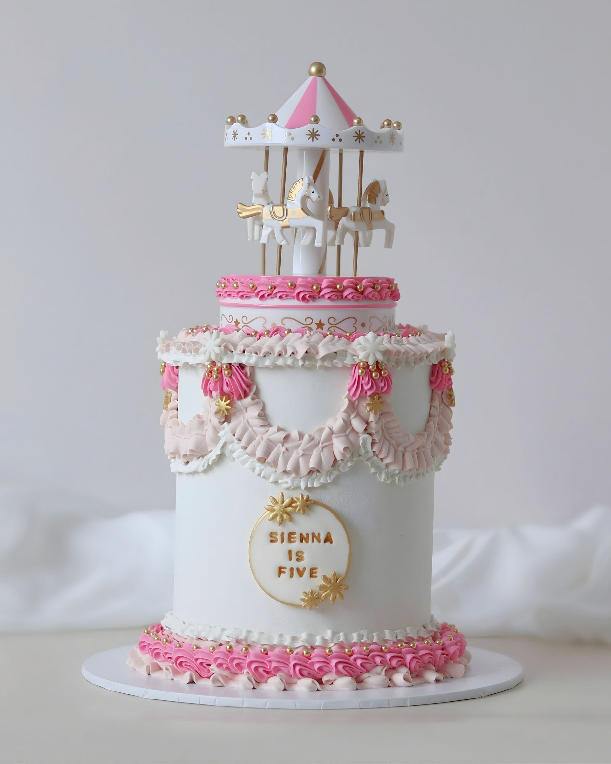 Blue and White Carousel/ Merry-go-round Cake - Bel Bear Bakes