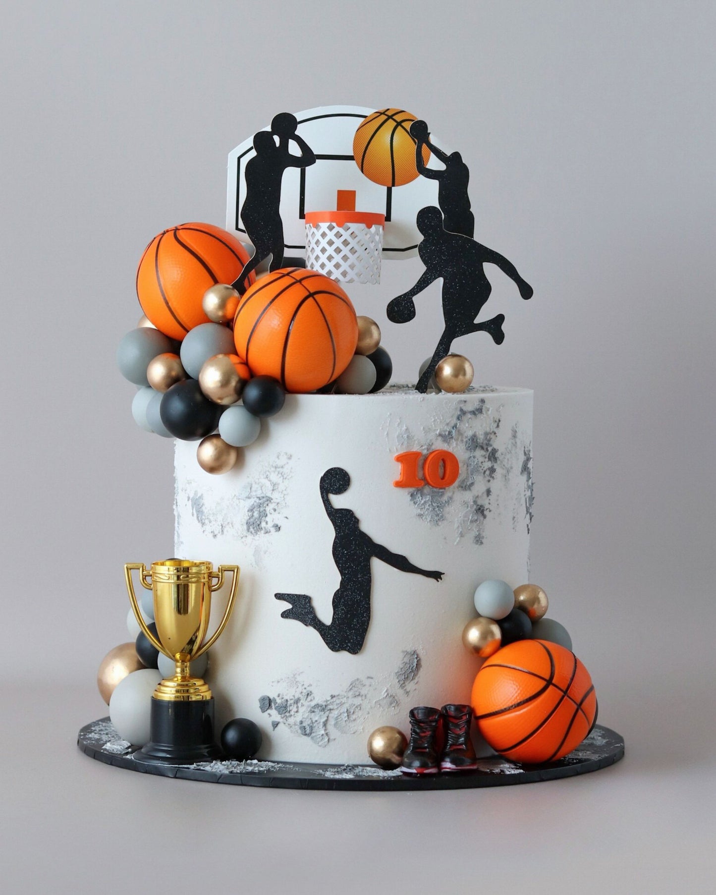 Basket Ball Themed Cake - Bel Bear Bakes