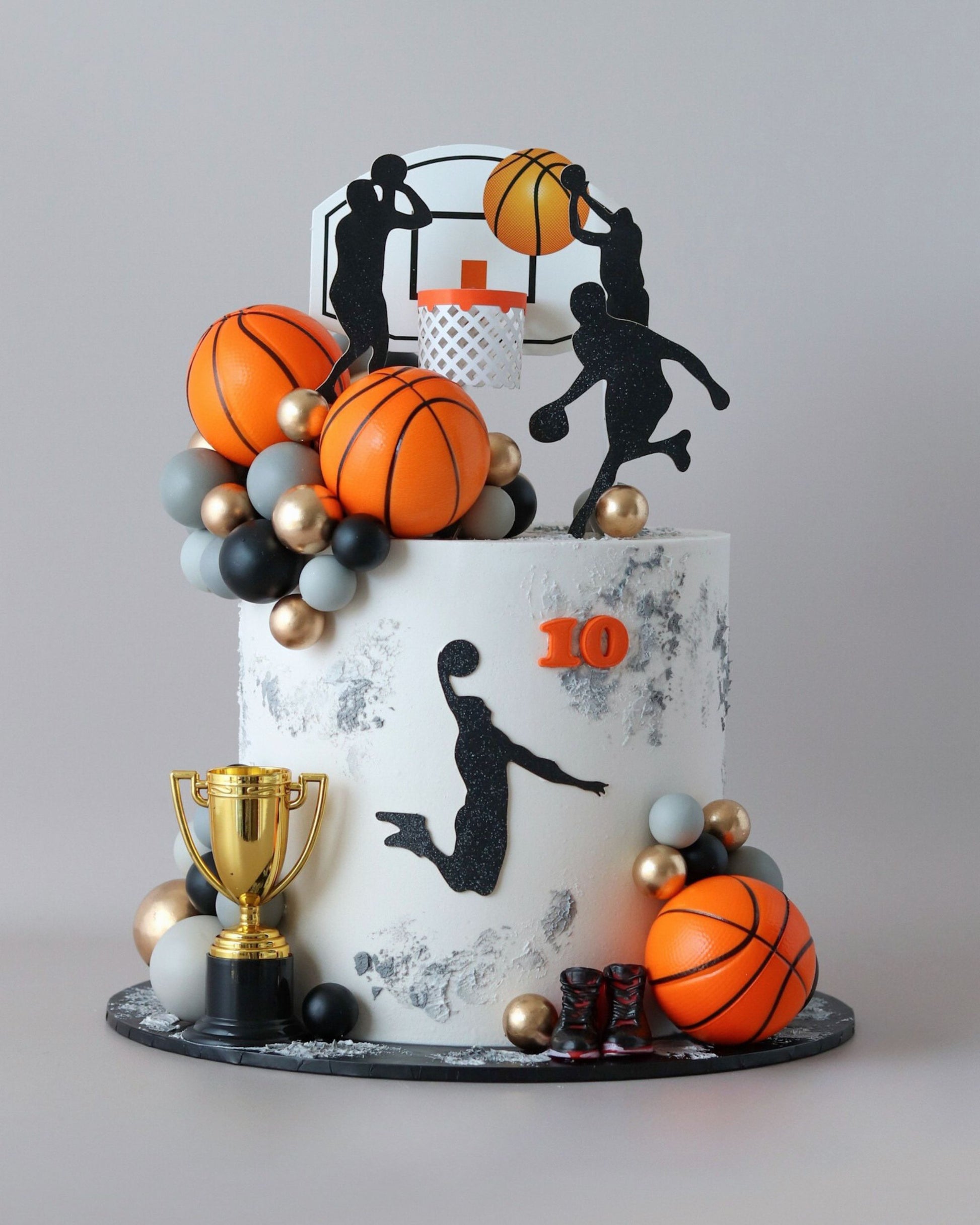 Basket Ball Themed Cake - Bel Bear Bakes