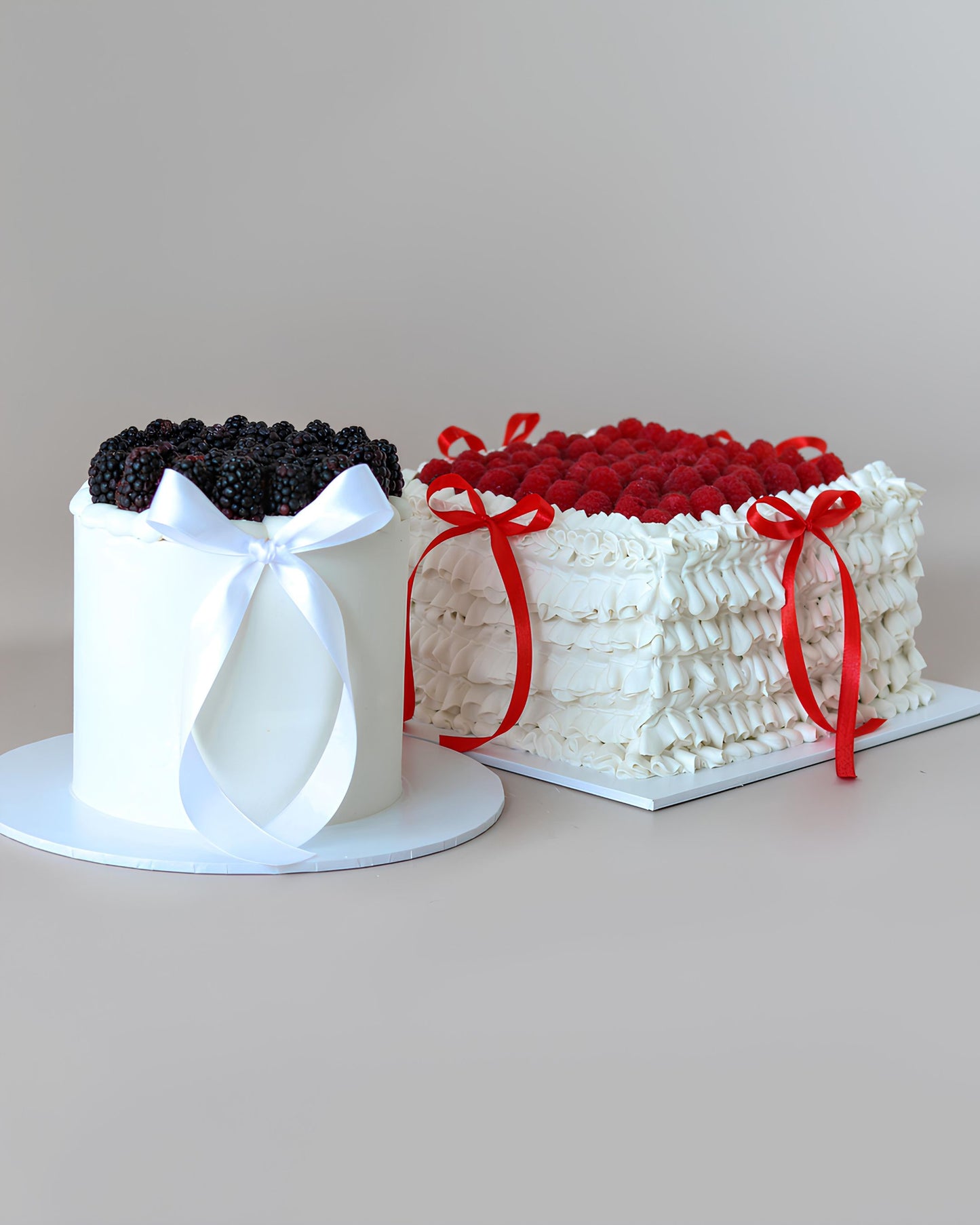Vintage Ruffled & Modern Smooth Custom Berry Cakes - Bel Bear Bakes