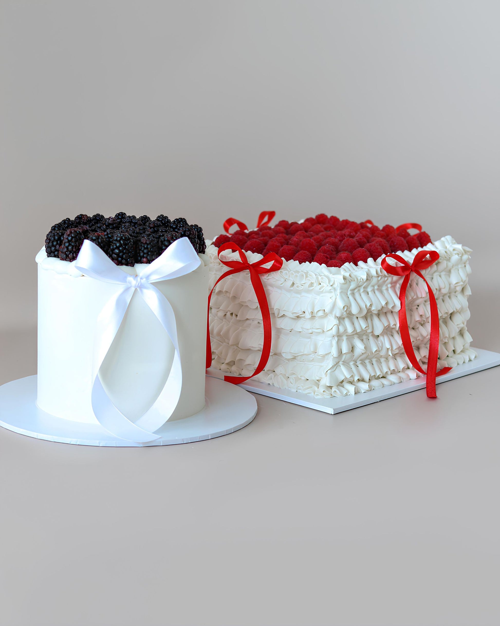 Vintage Ruffled & Modern Smooth Custom Berry Cakes - Bel Bear Bakes