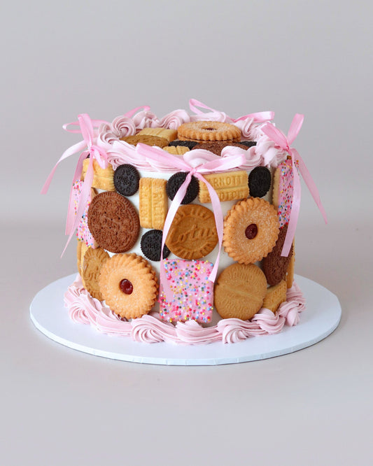 Biscuit Loaded Vintage Cake - Bel Bear Bakes