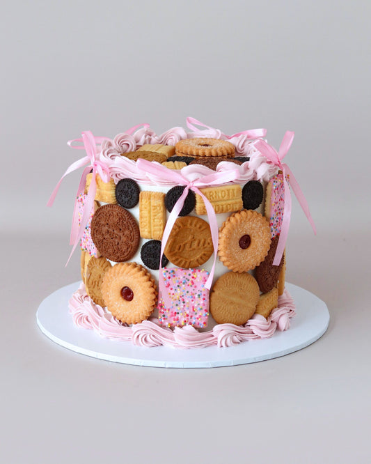 Biscuit Loaded Vintage Cake - Bel Bear Bakes
