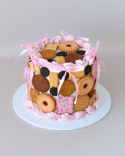 Biscuit Loaded Vintage Cake - Bel Bear Bakes