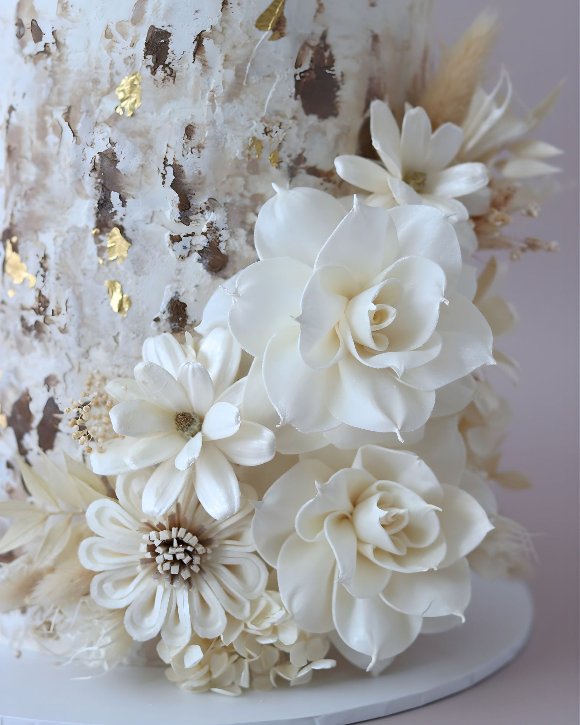 White & Latte Textured Floral Cake - Bel Bear Bakes