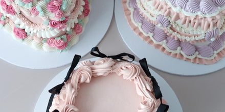 VINTAGE CAKES