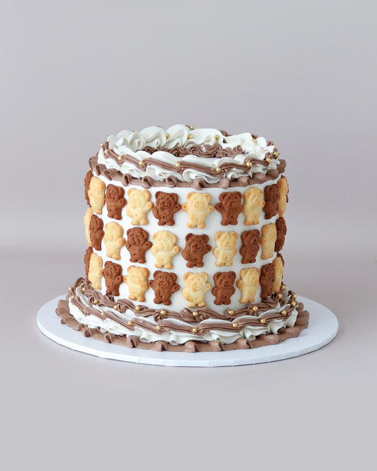 Tiny Teddy Vintage Cake - Bel Bear Bakes