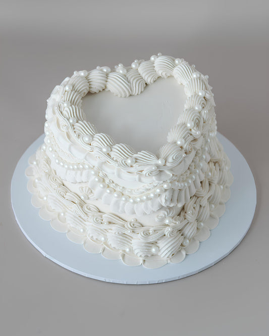 White Bridal Vintage Pearl Cake - Bel Bear Bakes