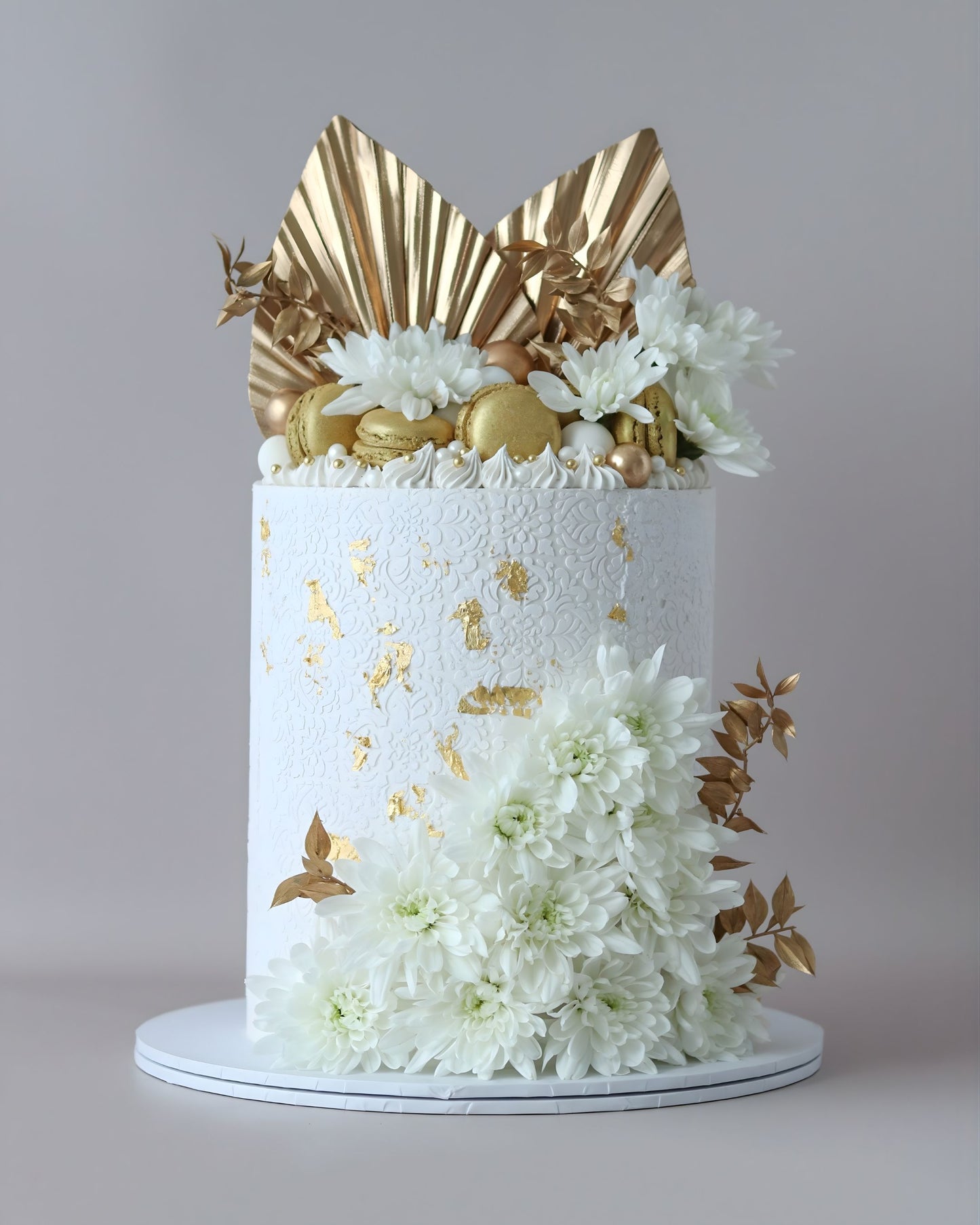 White & Gold Floral Cake - Bel Bear Bakes