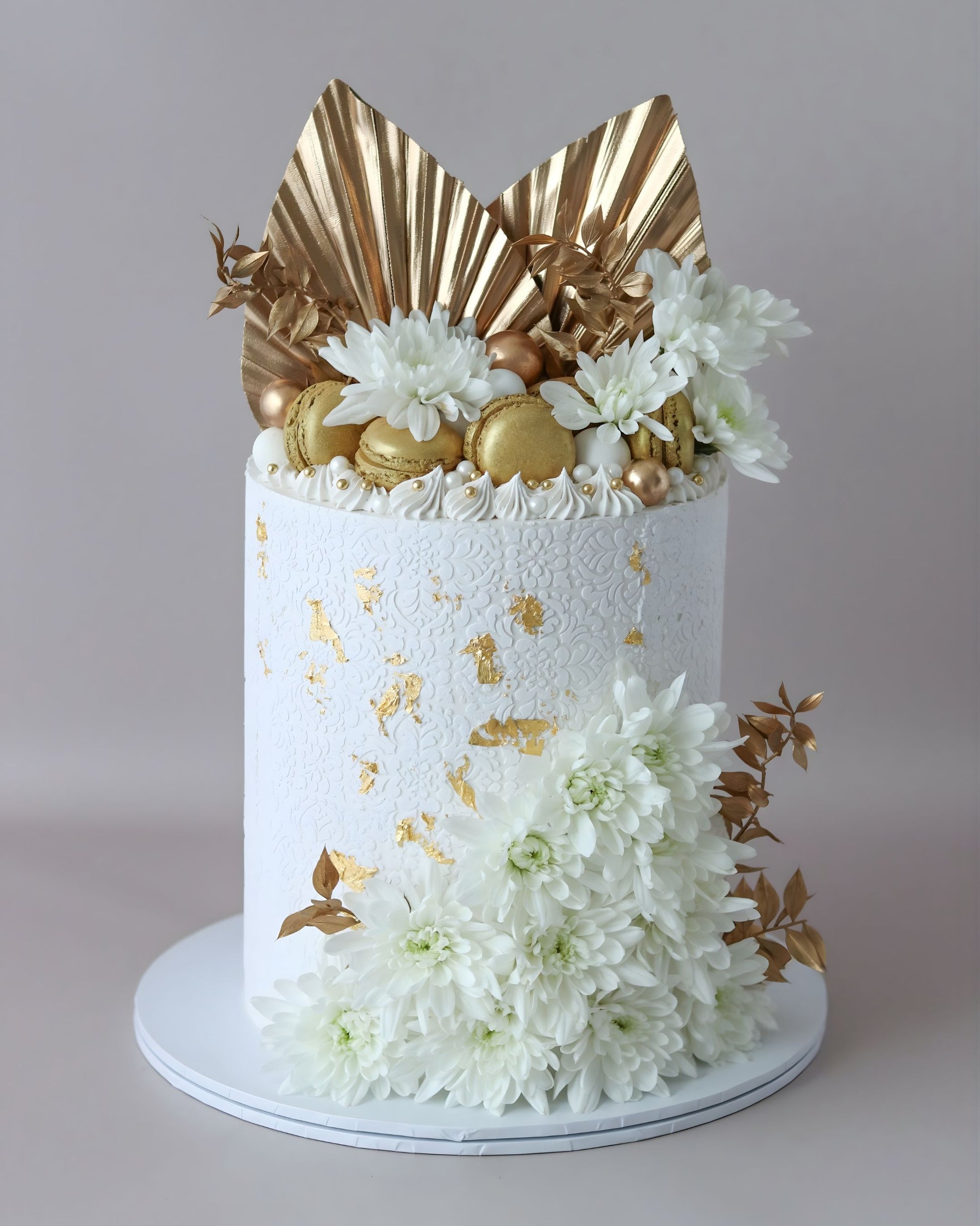 White & Gold Floral Cake - Bel Bear Bakes